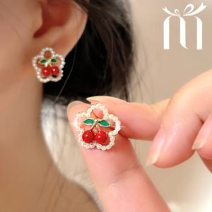 TEMU 2개 세트 우아한 여성용 벚꽃 귀걸이 - 저자극 /빈티지 스타일 벚꽃 & 잎 드롭 귀걸이, 빨간색 & 초록색 비즈 같은 꽃잎, 흰색 중심 - 웨딩, 졸업, 데일리 선물용 연한 베이지 (No