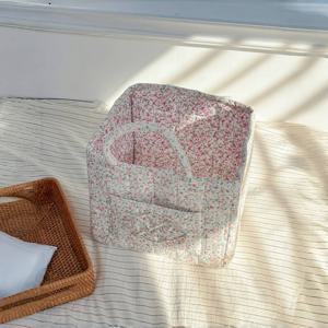 TEMU 대용량의 꽃무늬 퀼트 수납 바구니, 휴대용 및 접이식 스낵 바구니 손잡이 포함, 화장품, 장난감, 제품 보관에 적합한 여성 및 소녀용. 이 다기능 수납 바구니는 거실, 침실, 욕실을 위한 장식품으로도 사용할 수 있어 가족, 기숙사, 여성, 간호사, 학생을 위한 개인화된 휴대용 저장 솔루션으로 이상적입니다|빨래바구니