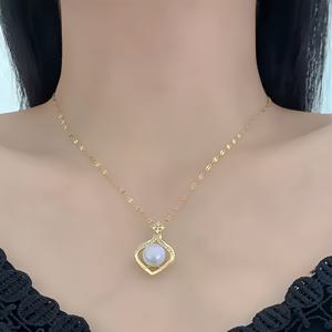 TEMU 여성을 위한 고품질 저자극 스타일리시하고 우아한 스테인리스 스틸 I8K 금도금 펜던트 목걸이 (인조 진주 장식), 고급스럽지만 심플하여 일상복 및 선물용으로 완벽합니다.