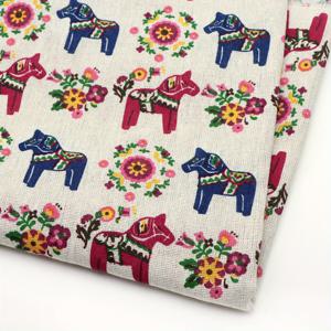 TEMU 1pc 달라 말 & 꽃무늬 린넨 원단, 150x50cm - 미리 자른, 손세탁만, 테이블 클로스, 베개 커버 및 홈 데코 액센트에 완벽함, 내구성 있는 말 무늬 원단, 린넨 블렌드, 장식 원단 | 전통적인 무늬 | 린넨 블렌드 원단