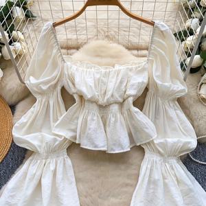 TEMU 화이트 벨 슬리브 스모크 드레스 - 숏 길이 보트넥/오프숄더 숏 재킷 탑, 스모크 웨이스트, H라인 실루엣, 숏 벨 슬리브 & 우산 헴 - 캐주얼부터 파티웨어까지 (세탁기 사용 가능) 사계절 블라우스