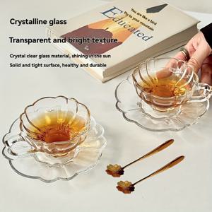 TEMU 빈티지 스타일 꽃잎 모양 글라스 플레이트 세트 - 우아한 커피 & 차 컵 세트와 디저트 컵, 인스 스타일 고급스러운 댑섬 플레이트, 기계 세척 가능, 홈 다이닝 및 엔터테인먼트에 완벽, 커피 바 액세서리, 커피 컵 완전 세트, 커피 컵