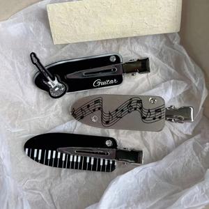 TEMU 3개 세트 새로운 패션 엘레강트 Y2K 음표 프린트 헤어 클립, 여성 일상용 스타일리시 액세서리, 뮤직 페스티벌 장식 및 헤어스타일, 사이드 콤 선물 세트, 파티 헤어 클립,헤어스타일 장식,트렌디한 헤어 액세서리,내구성 있는 헤어 클립,가벼운 머리핀,장식용 머리핀,헤어 클립 세트,그녀를 위한 선물,축제 참가자들