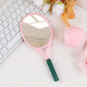 TEMU 휴대용 테니스 라켓 메이크업 거울 - 배터리 불필요, 가볍고 튼튼함, 여성용 핑크/그린 디자인, 브라이덜 파티, 스포츠 이벤트, 가정/여행용 - 테니스 애호가를 위한 완벽한 선물, 광택 표면의 컴팩트 화장대 거울, 신기한 액세서리, 뷰티 러버, 포켓 거울, 미니 거울, 휴대용 거울, 소형 거울, 휴대용