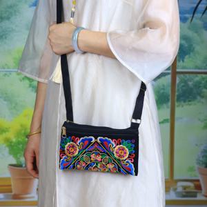 TEMU YIZHIXIU 민족 꽃 자수 크로스바디 백 - 가벼운 양면 휴대폰 지갑, 조절 가능한 스트랩과 지퍼 클로저, 캐주얼 외출 및 축제용 생동감 있는 혼합 색상, 셀룰러 폰 지갑|핸드폰가방