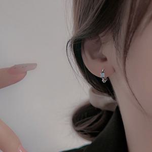 TEMU S925 스테인리스 실버 블루 설탕 큐브 귀걸이 | 심플 레트로 체인 디자인, 하이엔드 쿨 스타일, 및 선물용으로 이상적, 1.7g/0.060oz