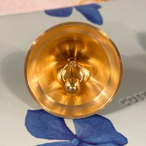 TEMU 53 X 4.3cm 크기의 대형 황동 벨 1개/2개입. 큰 소리와 깨끗한 음을 내며, 동물 벨로 적합합니다.