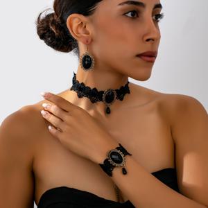 TEMU 목걸이 + 귀걸이 + 팔찌 세트: 할로윈 파티 고딕 스타일 패셔너블 블랙 레이스 플로럴 홀로우 오벌 펜던트 삼피스 세트