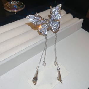 TEMU 2025년 스타일리시한 중국풍 여성 헤어 클립. 시원한 나비 디자인, 라인스톤과 태슬 장식으로 고급스럽고 우아함을 느끼게 합니다. 견고한 고정력으로 안정감을 더합니다.