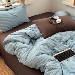 TEMU 4피스 침구 세트 (이불 커버 1개 + 플랫 시트 1개 + 베개커버 2개) - 커피 브라운 얇은 줄무늬 패턴, 심플 스타일, 워싱 마감, 부드럽고 세탁기 사용 가능, 사계절 사용 가능, 이불 및 베개 내장 제외, 편안한 수면 환경,침실 필수품,모던 침구,내구성 있는 시트,통기성 소재,베개커버 듀오,예산 쇼핑객,작은 공간 생활|베개커버
