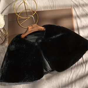 TEMU 여성용 우아한 퍼 같은 숄 랩 - 럭셔리 웨딩 케이프, 신부용 비신축성 정장 액세서리, 추운 날씨 의상 - 쉬운 관리 (손세탁/드라이클리닝) - 특별한 행사를 위한 세련된 아우터웨어, 플러시 질감, 부드러운 원단, 스타일리시 케이프, 패션 애호가용 스카프, 여성용 숄 랩, 우아한 숄 랩, 여성용 숄 랩