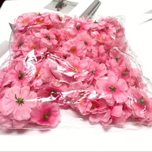 TEMU 100개 인공 꽃 머리 - 레이어드 페탈의 리얼리스틱 벚꽃 모양, 생생한 핑크색 패브릭 블룸, 웨딩·홈·파티 장식용 - 유지 관리 불필요한 플로럴 - 발렌타인데이, 부활절, 크리스마스, 추수감사절, 한우카, 봄 장식에 이상적