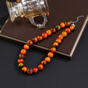 TEMU 1pc 자연적인 별빛 하늘 아가트 빛나는 돌 목걸이 - 생생한 오렌지, 녹색, 빨간색 및 검은색 아가트 비즈, 빈티지 스타일, 여성 패션 및 여름 선물에 완벽, 목걸이 장식