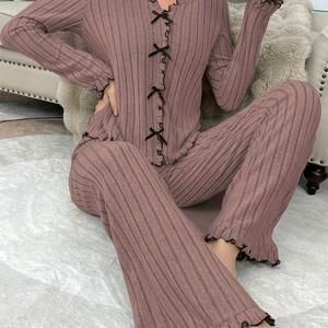 TEMU 여성용 캐주얼 V넥 긴팔 파자마 세트, 러플 디테일 - 편안한 갈색 & 흰색 줄무늬 스웨트셔츠 & 바지, 집에서 휴식하기에 완벽, 사계절용 라운지웨어|V넥 탑|여성용 파자마