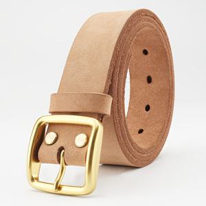TEMU 세련된 버클이 장착된 남성용 카멜색 가죽 벨트입니다. 캐주얼하고 포멀한 모든 행사에 적합한 스타일리시한 액세서리이며 다양한 사이즈로 제공됩니다.