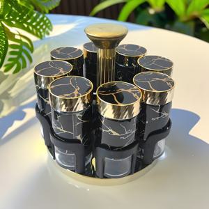 TEMU 베이스 포함 8병 주방 향신료 세트 - 우아한 화이트 & 골드 유리 쉐이커, 조미료, 칠리 페퍼, 허브용 완벽 | 회전식 스파이스 랙, 필수 스파이스 정리함 | 장식용 스파이스 용기