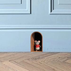 TEMU 2매/1팩 귀여운 작은 쥐 스티커 세트 - 탈착식 방수 자가 점착 무광 비닐 데칼, 반짝이 액센트가 있는 재사용 가능한 플라스틱 벽지, 4.3인치 불규칙한 모양의 동물/판타지 테마, 가정 벽, 벽 장식용