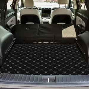 TEMU 1개 컬러풀 라인 프린트 자동차 트렁크 라이너 매트 - 육각 패턴 레드/블랙 디자인, 고급 차량 내부 액세서리용 내구성 있는 보호 카고 매트