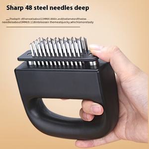 TEMU 430 스테인레스 스틸 고기 망치 1개, 편리한 사용을 위한 에르고노믹 핸들로 설계되었습니다. 48 핀 사양을 특징으로하고 갈비를 깨트리며 스테이크, 닭고기, 소고기를 부드럽게 만드는 도구로 사용할 수 있으며, 주방 도구로 편리합니다.