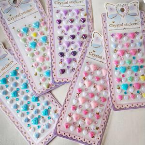 TEMU 5pcs 컬러풀한 하트 펄 스티커 - 재사용 가능, 반짝이는 아크릴 데칼로 스테이지 얼굴 및 의상 장식, 쉽게 적용 및 제거, DIY 공예 및 파티에 완벽, 파티 장식 | 재미있는 디자인 | 반짝이는 마감, 공예용 스티커