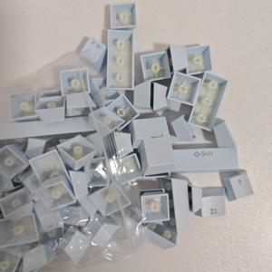 TEMU 메카니컬 키보드 키캡 108개, 원래 높이, 전면 글자 발광 PBT 소재, 다섯 면서브리메이션 공예, 그라데이션 컬러 요소, 크로스 액시 하트 키캡, 작은 및 전체 세트, 68/84/75/87/98///104/108 등에 적합한 풀 어소먼트|키캡|키캡