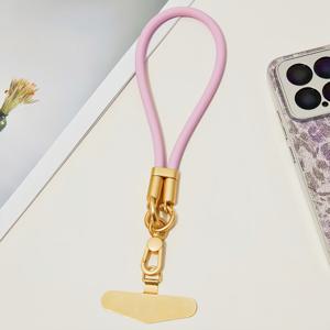 TEMU 부드러운 피부 실리콘 폰 케이스, 세련된 꽃무늬 패턴, 금속 폰 액세서리, 손목 스트랩 홀더 - 우아한 블랙 & 화이트 디자인, 친구 & 커플에게 완벽한 선물, 선물 아이템 | 우아한 폰 케이스 | 내구성 있는 폰 케이스, 폰 케이스