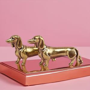 TEMU 2개 세트 빈티지 골든 닥스훈트 조각상 - 수제 노란 황동 피규어, 홈 데코용 강아지 컬렉터블, 반려동물 애호가 및 동물 수집가를 위한 이상적인 선물, 전기 불필요, 내구성과 안정적인 디자인