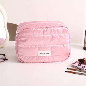 TEMU 1개 여성 & 남성용 메이크업 & 세면도구 정리 가방 - 파스텔 핑크 - 소프트 나일론 화장품, 지퍼 잠금, 데일리 필수품, 세면도구 및 메이크업을 위한 컴팩트한 여행용 디자인 - 여성 & 남성에게 이상적, 세면도구 보관, 퀼팅 질감, 파우치 메이크업, 손잡이 파우치, 화장품가방, 메이크업 가, 화장품 가방, 메이크업 파우치