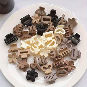 TEMU 20개 여성용 혼합 색상 헤어 클립 - 귀여운 플로럴 & 하트 모양 헤어, 브라운핑크/레드/레드/레드/레드/레드/, 레드/, 데일리 사용을 위한 튼튼한 플라스틱 상어 클립