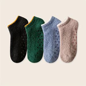 TEMU 4팩 여성용 플러시 코랄 플리스 보온 양말 - 미끄럼 방지, 초소프트 두꺼운 겨울 양말, 집에서 사용 및 수면용, 세탁기 가능, 단색, 푹신한 양말, 포근한 홈웨어, 폼폼 디테일, 부드러운 질감
