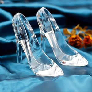 TEMU 2D 플랫, 2개 크리에이티브 아크릴 신발 페스티벌 파티 장식품, 웨딩 장소 오너먼트, 파티 액세서리, 미니어처 유리 슬리퍼 조각상, 생일 선물로 완벽한 휴일 선물, 크리스마스/할로윈 , 가을 홈 데코 수집용 피규어, 비의류