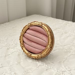 TEMU 황금 프레임이 있는 우아한 핑크 벨벳 보석 디스플레이 트레이 - 귀걸이, 반지, 목걸이 및 팔찌를 정리하기에 이상적 - 여성, 가정용 보관 또는 부티크 디스플레이, 보석 트레이에 이상적인 선물