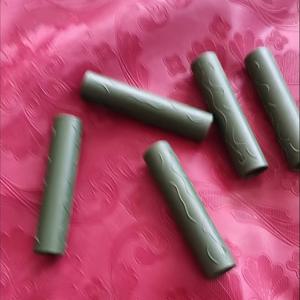 TEMU 12개 내구성 있는 플라스틱 정원 식물 지지 커넥터 - 11mm 직경 그린 클립, 등반 덩굴 및 토마토, 완두콩용 텍스처드 그립 - 온실/홈 가든 실내외 사용 가능, 식물 지지 클립, 야채 재배