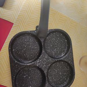 TEMU 헤비듀티 주철 네홀 논스틱 에그 프라이팬 - 다용도 아침식사, 버거, 팬케이크 & 디저트 조리기구 - 균일한 열 분배 - 식기세척기 사용 가능 - 전기 및 인덕션 스토브용 - 가정 및 상업용 주방에 이상적, 튼튼한 손잡이, 깊은 가열 냄비, 전문 요리사용, 평평한 바닥 디자인, 내구성 있는 구조