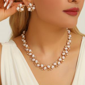 TEMU 1 세트 빈티지 코트 우아한 미니어처 라인스톤 장식된 여성용 모조 진주 목걸이 - 엄마와 사랑하는 사람에게 완벽한 선물, 결혼식, 생일, 일상 착용, 라인스톤 액세서리에 이상적