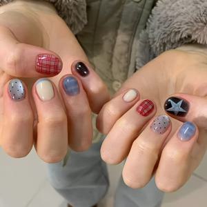 TEMU 10개입 수제 스위트 & 쿨 체크무늬 별 프레스온 네일, 고광택 착용형 인조 네일 팁 여성용 – 봄/여름 신상 탈착식 선물