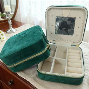 TEMU 1개 럭셔리 빈티지 그린 벨벳 느낌 주얼리 박스 - 골드톤 힌지 & 미러 포함, 이중 레이어 소프트 지퍼 클로저, 목걸이, 반지, 귀걸이용 멀티 컴파트먼트 정리함 - 우아한 주얼리 케이스, 크리스마스 선물용 주얼리 박스