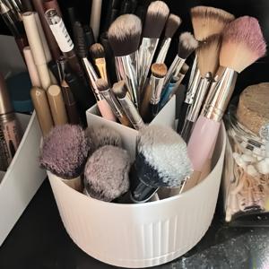 TEMU 1개 360도 회전 메이크업 정리함 - 다용도 화장품 보관함, 내구성 ABS 플라스틱, 침실/화장대/욕실 공간 절약 디자인, 흰색, 세련된 디자인, 튼튼한 구조, 브러시 정리함, 회전형 메이크업 오거나이저, 화장대 드레서, 메이크업 바니티, 향수 오거나이저, 코스메틱 오거나이저