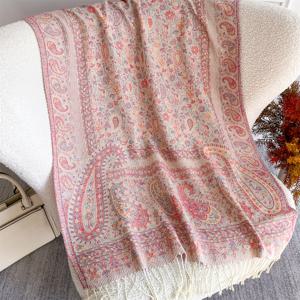 TEMU 1개 소프트 페이즐리 태슬 스카프, 70×180cm 핑크·보라·파랑 톤의 우아하고 스타일리시한 샤울, 양면 라이트 베이지 통기성 원단과 정교한 프린지 디테일, 사계절용 다목적 패션 액세서리, 파티 캐주얼 의상에 완벽