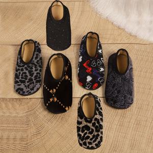 TEMU 여성용 플러시 슬립온 모카신 슬리퍼 3켤레 팩 - 두꺼운 플리스 안감 포근한 실내화, 아치 & 쿠션 깔창, 블랙/그레이/베이지/브라운/레드/블루/퍼플/화이트/블랙 & 화이트 소 무늬/ 무늬/하트 & 뼈 패턴, 손세탁 또는 드라이클리닝, 따뜻한 플리스 안감, 여성용 다용도 홈화, 라운지 & 캐주얼 착용에 이상적