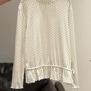 TEMU 여성용 우아한 화이트 & 블랙 도트 긴팔 블라우스 - 하이넥 러플 칼라 & 밑단, 라운드 패턴 가을 겨울 튜닉 탑, 캐주얼 & 포멀 웨어용 핸드워시 레이어링 셔츠 (도트 드레스 셔츠)|셔츠