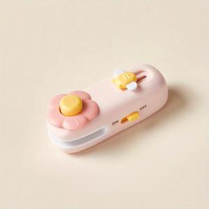 TEMU 세 가지 색상 옵션, USB 충전 기능이 있는 만화 캐릭터 형태의 전기 진공 포장기. 다용도 가정용 진공 포장기로 식품 보관 및 베이킹에 이상적—식품 보존 솔루션 정리에 완벽 | 내구성 있는 플라스틱 소재의 재미있는 디자인; 전기 열수축 포장기 (푸드 세이버) 주방 액세서리