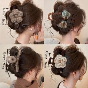 TEMU 여성용 대형 플러시 플라워 헤어 클립 & 헤어밴드 4pcs 세트 - 우아한 레트로 샤크 클립, 솔리드 컬러 헤어 그랩 세트, 브레이드, 번, 포니테일용 - 데일리 커뮤팅 & 크리스마스 스타일 겨울 헤어스타일