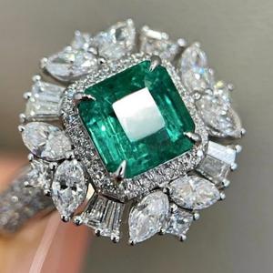 TEMU 블루 지르코니아가 특징인 4-클로우 디자인의 우아한 빈티지 스타일의 약혼 반지. 여성용 데일리 착용 또는 특별한 날의 주얼리 선물로 완벽합니다.