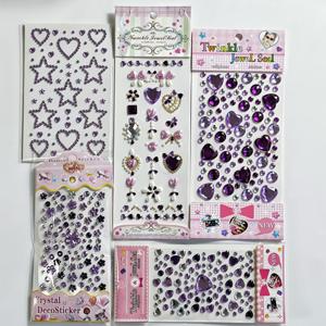 TEMU 5pcs 스티커 시트, 하트 & 꽃 패턴, 전면 접착 아크릴 데칼, 재사용 가능한 샤이밍 테마 장식, 보라색 & 투명, 폰 케이스, DIY 공예, 및 스테이지 공연용으로 장식이 있습니다.