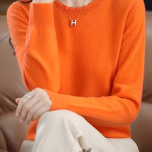 TEMU 여성용 우아한 슬림핏 스웨터 - 신축성 긴팔 풀오버, 비침 없는 솔리드 컬러 상의, 일상 & 포멀룩에 어울리는 올시즌 오피스 파티 의류, 다재다능한 소파티션 스타일, 고급 원단