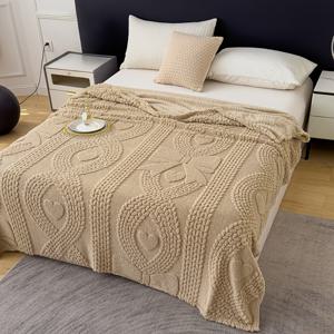 TEMU 럭셔리 유럽 침대 스프레드 - 우아한 화이트 태피터 침구, 베이지/브라운/그레이/블랙 패턴, 사계절용 부드럽고 내구성 있는 원단, 퀸/킹/킹 사이즈 침대에 적합, 세탁기 사용 가능한 침대 커버, 퀼팅 텍스처로 편안한 쾌적함, 정교한 패턴의 스타일리시 유럽 디자인, 모든 침대 사이즈에 다용도 사용 가능