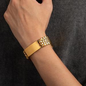 TEMU 남성용 스테인리스 스틸 팔찌 - 헤비듀티 링크 디자인, 인터로킹 루프 구조, 모던 스타일, 사무실 및 정장 이벤트용 다목적, 내구성과 편안한 착용감, 링크 밴드, 매끄럽고 반짝이는 표면, 도금 없음, 오래 지속되는, 남성에게 이상적인 선물 (캐주얼 및 정장) - 럭셔리 남성 주얼리 (도금 없음, 루프, 디자인) - 골든 컬러, 남성용 핸드 팔찌