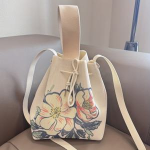 TEMU 꽃무늬 드로스트링 백팩 - 세련된 파스텔 꽃 디자인, 고정된 어깨 스트랩, 폴리에스터 니트, 봄 의상에 완벽한 귀여운 백팩