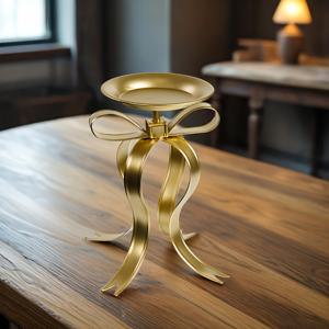 TEMU 골든 보우가 있는 빈티지 철제 캔들 홀더 - 로맨틱한 촛불 저녁 식사, 사진 소품 및 홈 데코를 위한 우아한 탁상 장식, 캔들 홀더 장식, 촛불 테이블 장식, 고급스러운 촛불 디스플레이, 클래식한 우아함